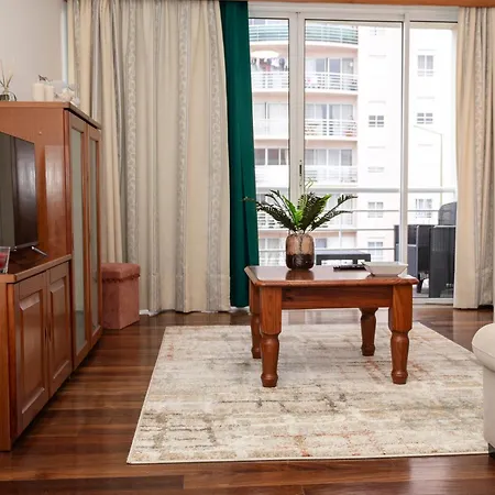 3c Azores Place
