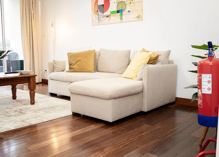 3c Azores Place * Ponta Delgada